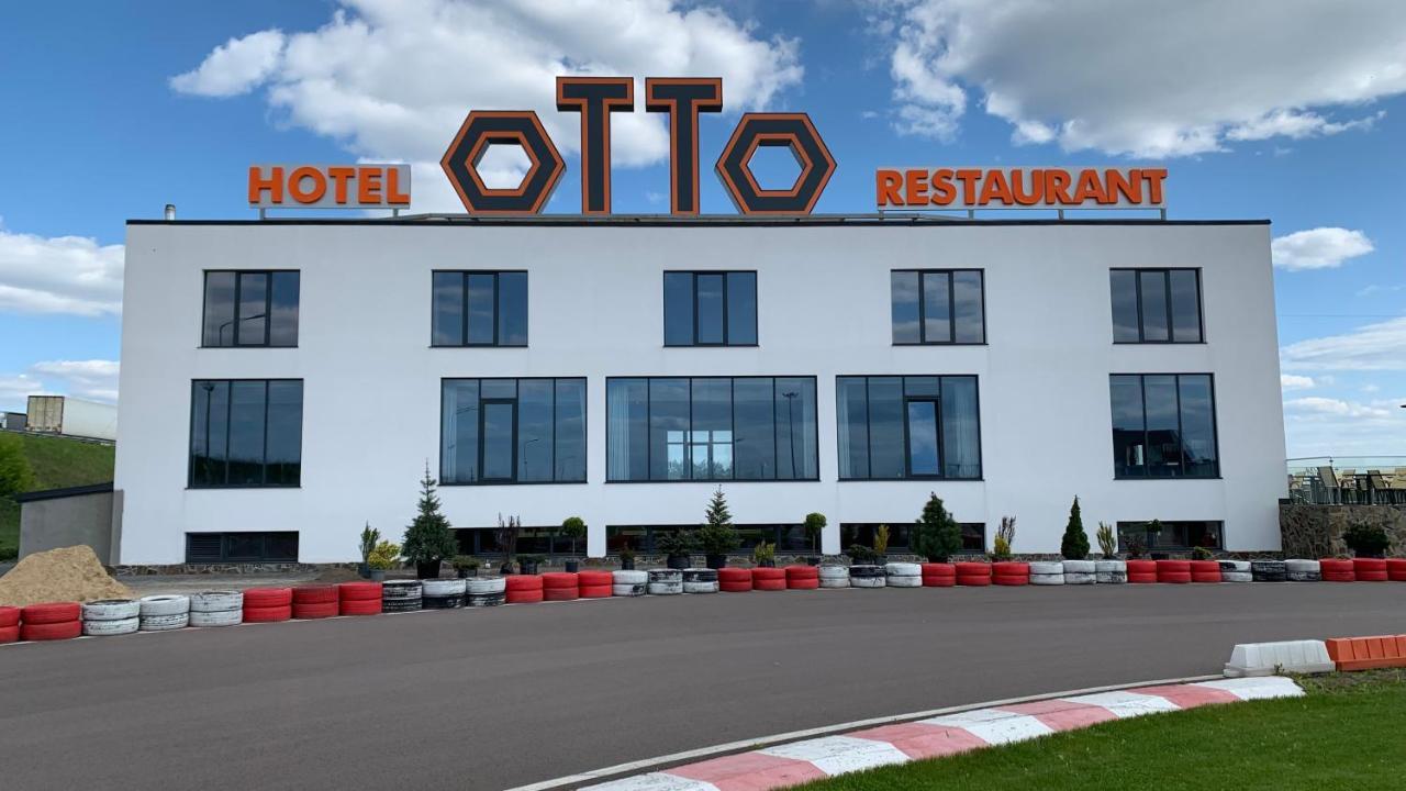 Otto Hotel-Restaurant リウネ エクステリア 写真